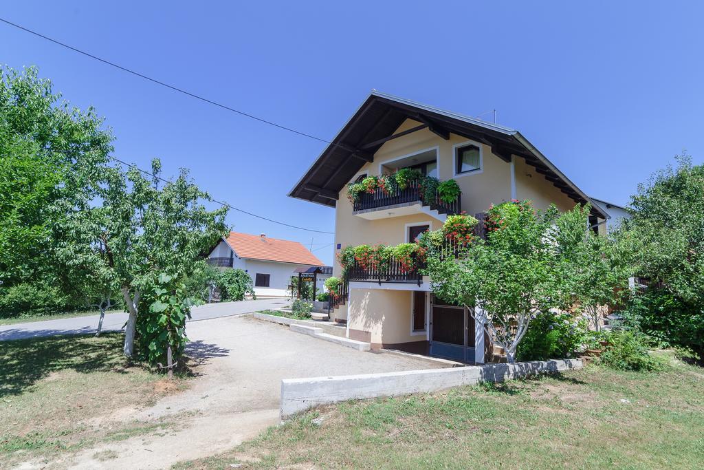 Apartment Luketic Slunj Exteriér fotografie